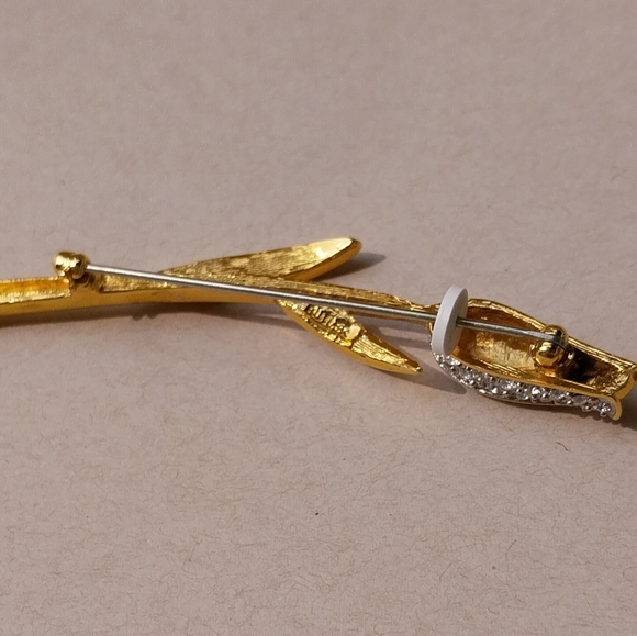 Batler Gold & Silver Leaf Brooch Butler - Picture 7 of 13